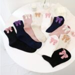 Korean Socks - Ribbon Icon Socks VV - Iconic Socks