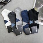 Korean Socks - Acrylic Ankle VV - Iconic Socks