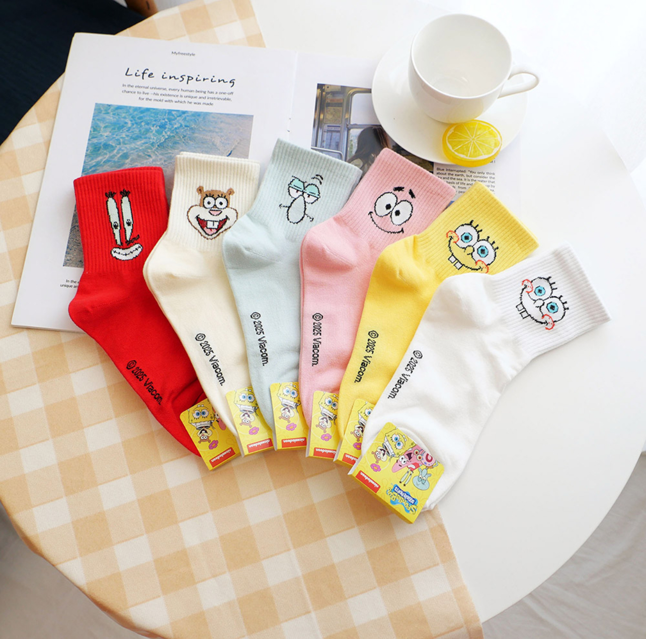 IMG_E4445 Korean Socks - Spongebob Mid Socks - Iconic Socks - Image 1