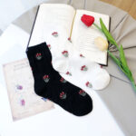 Korean Socks - Flower Leaf Scattered Socks - Iconic Socks